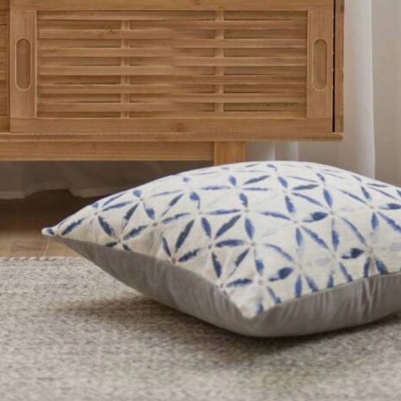 Geometric Blue and White Throw Pillow Cover, 18x18 - Picture 2 of 4